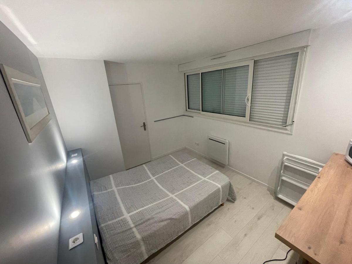 Saucats Chambre Etage Fonctionnelle Et Independante מראה חיצוני תמונה